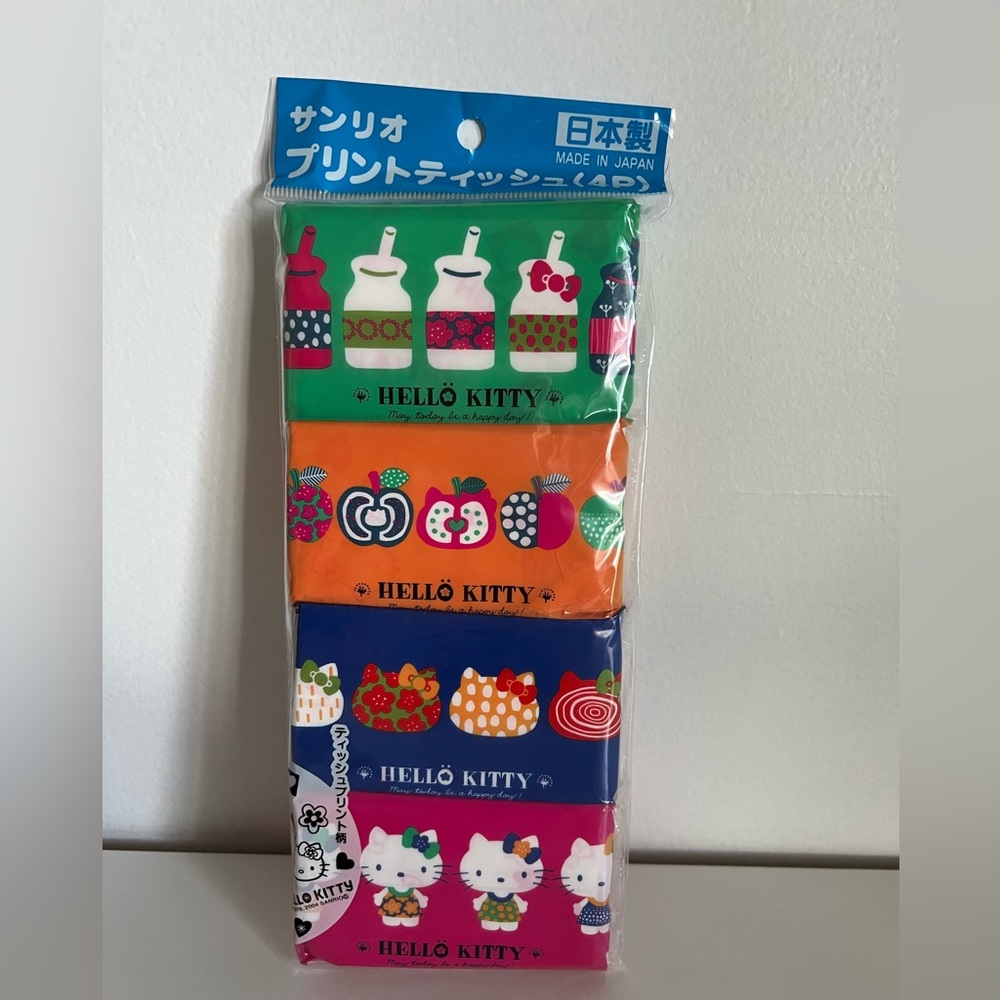 HELLO KITTY Pack of Facial Tissues